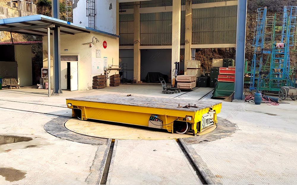 軌道電動平板車2